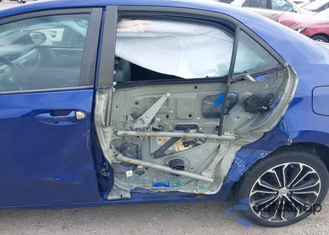 2015 Toyota Corolla S Plus z USA, uszkodzony, nr VIN 2T1BURHE8FC316410